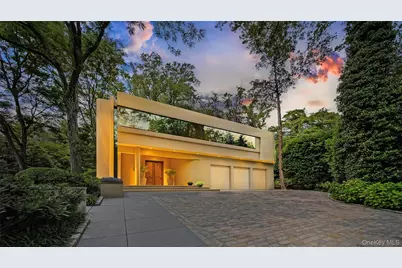 7 Folie Court, Manhasset, NY 11030 - Photo 1