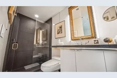 7 Folie Court, Manhasset, NY 11030 - Photo 30