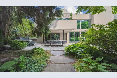 7 Folie Court, Manhasset, NY 11030 - Photo 38