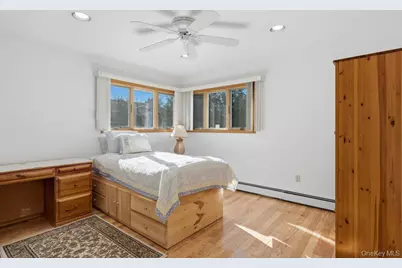 72 Lake End Road, Merrick, NY 11566 - Photo 28