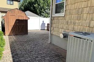 61 Natick St, New York, NY 10306 - Photo 4