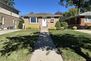 61 Natick St, New York, NY 10306 - Photo 1