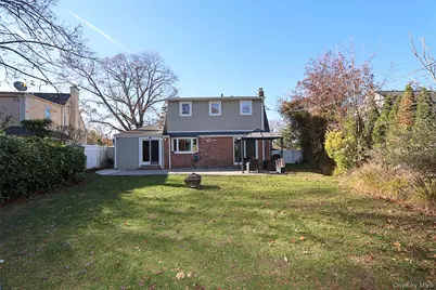 174 Parkside Drive, Roslyn Heights, NY 11577 - Photo 20