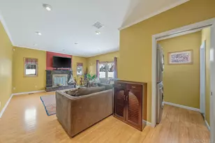 293 Marlin St, Dix Hills, NY 11746 - Photo 14