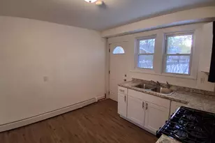 215 Maple Ave, Kerhonkson, NY 12446 - Photo 4