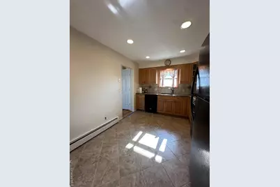 216 Hill Avenue, Elmont, NY 11003 - Photo 18