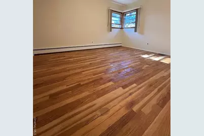 216 Hill Avenue, Elmont, NY 11003 - Photo 10