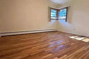 216 Hill Ave, Elmont, NY 11003 - Photo 10