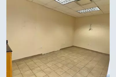 625 E Fordham Road, Bronx, NY 10458 - Photo 8