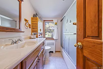 350 52nd Street, Lindenhurst, NY 11757 - Photo 12