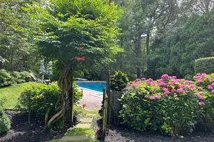 3 Cherry Blossom Ln, East Quogue, NY 11942 - Photo 2