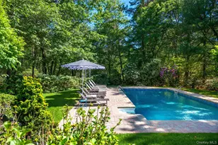 3 Cherry Blossom Ln, East Quogue, NY 11942 - Photo 12
