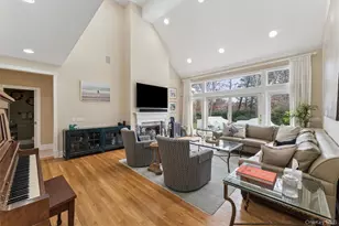 3 Cherry Blossom Ln, East Quogue, NY 11942 - Photo 8