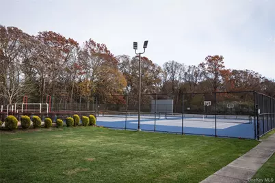 312 Artist Lake Drive, Middle Island, NY 11953 - Photo 18