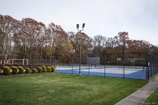 312 Artist Lake Dr, Middle Island, NY 11953 - Photo 18