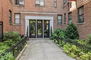 306 E Mosholu Pkwy S, Bronx, NY 10458 - Photo 2