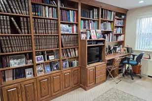 463 Summit Ave, Cedarhurst, NY 11516 - Photo 14