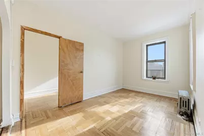 2922 Barnes Avenue #5L, Bronx, NY 10467 - Photo 10