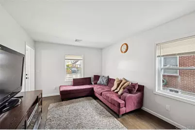 109 Caroline Avenue, Franklin Square, NY 11010 - Photo 6