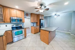 59 Westfield Rd, Coram, NY 11727 - Photo 4