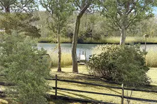 17B Baycrest Ave, Westhampton, NY 11977 - Photo 20