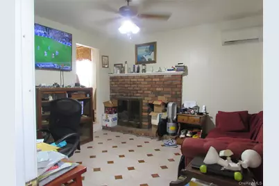 828 Windmill Avenue, West Babylon, NY 11704 - Photo 10