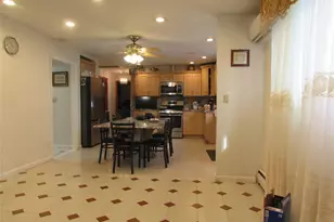 828 Windmill Ave, West Babylon, NY 11704 - Photo 2