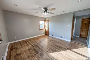 1221 Jackson Ave, Lindenhurst, NY 11757 - Photo 8