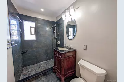 1221 Jackson Avenue, Lindenhurst, NY 11757 - Photo 10