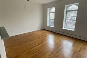 811 E 168th St, Bronx, NY 10459 - Photo 4