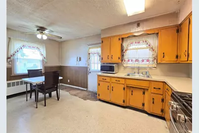 369 Woodfield Road, West Hempstead, NY 11552 - Photo 4