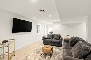 43 Homewood Dr, Hampton Bays, NY 11946 - Photo 14