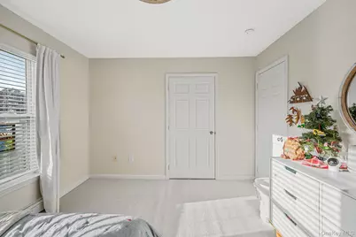 42 Quintuck Lane, East Islip, NY 11730 - Photo 20