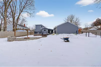 173 N Grand Avenue, Poughkeepsie, NY 12603 - Photo 32