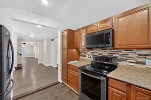 173 N Grand Ave, Poughkeepsie, NY 12603 - Photo 14