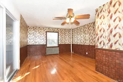 1022 Jackson Avenue, Franklin Square, NY 11010 - Photo 10