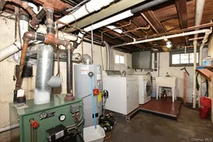 1022 Jackson Ave, Franklin Square, NY 11010 - Photo 22