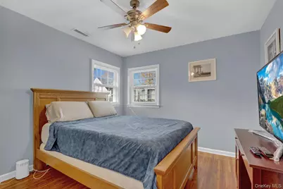 25 Sterling Place, Malverne, NY 11565 - Photo 16