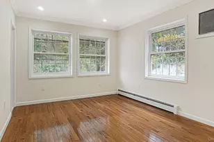 85-02 165th St, Jamaica, NY 11432 - Photo 8