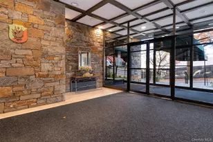 25 Franklin Ave, White Plains, NY 10601 - Photo 2