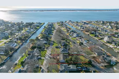 14 Whiting Road, East Quogue, NY 11942 - Photo 1