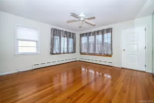 10 Pell Pl, Bronx, NY 10464 - Photo 4