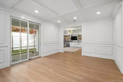 7 Barrington Place, Melville, NY 11747 - Photo 6