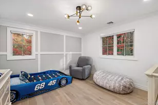 7 Barrington Pl, Melville, NY 11747 - Photo 22