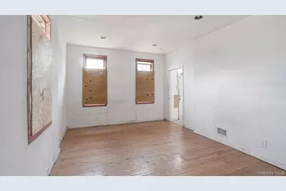 111 S Fulton Avenue, Mount Vernon, NY 10550 - Photo 4