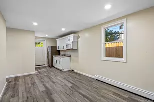 6 McCue St, Wheatley Heights, NY 11798 - Photo 16