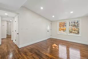 6 McCue St, Wheatley Heights, NY 11798 - Photo 10