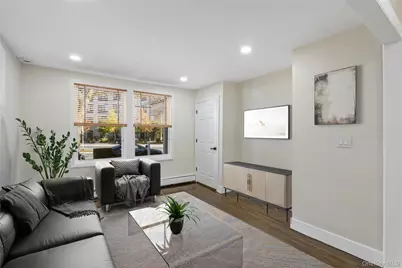 6 McCue Street, Wheatley Heights, NY 11798 - Photo 6