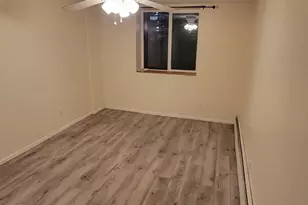 37 Knollcrest Ave, Farmingville, NY 11738 - Photo 4