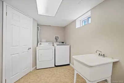 91-03 156th Avenue, Howard Beach, NY 11414 - Photo 38